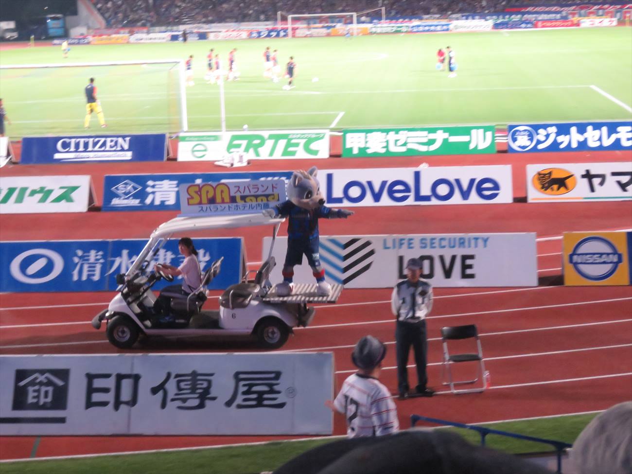 [甲府戦2015A]ハーフタイムにヴァンくん登場