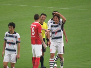 [名古屋戦2015A]一触即発か！？と思いきや和やかムードの吉本とノバコビッチ