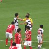 [名古屋戦2015A]主審に抗議する米本と前田